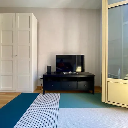 Appartement Charming 2 Min Walk From Monaco And Railway Station Beausoleil